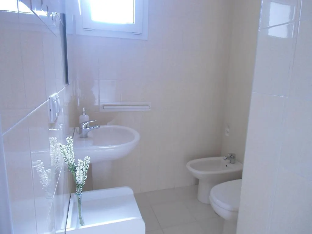 Apartment Apartamento Virgen De Loreto Hotel Seville
